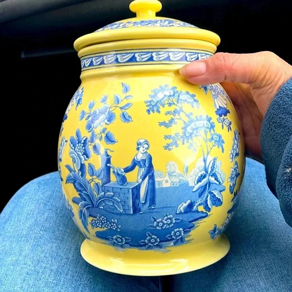 Spode blue room yellow 8” covered jar